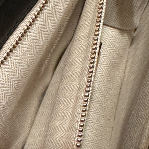 Authentic Tory Burch Britten Crossbody Shoulder Bag✨ - Picture 13 of 17